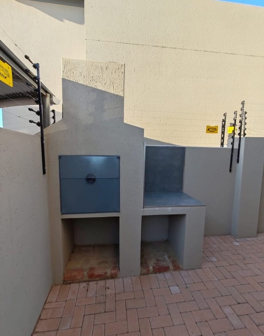 3 Bedroom Property for Sale in Wilkoppies North West